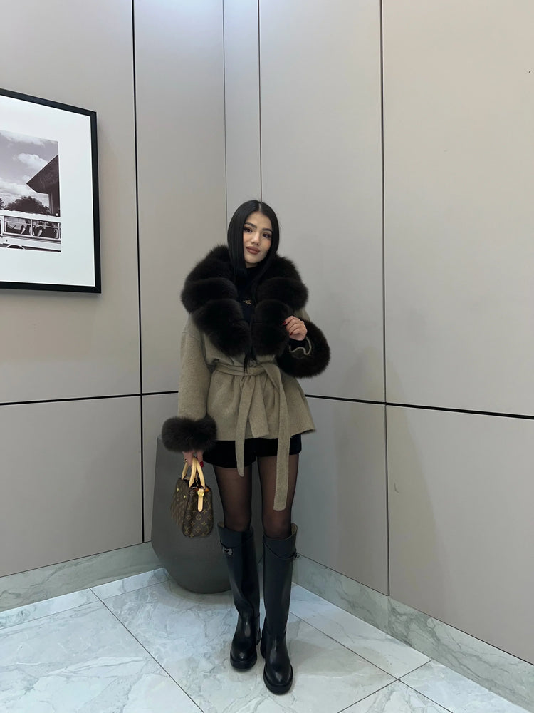Lady Faux Fur Collar Cuffs Patchwork Short Overcoat  Belted Lace Up Loose Warm Jacket New Winter Daily Street Women's Outerwear