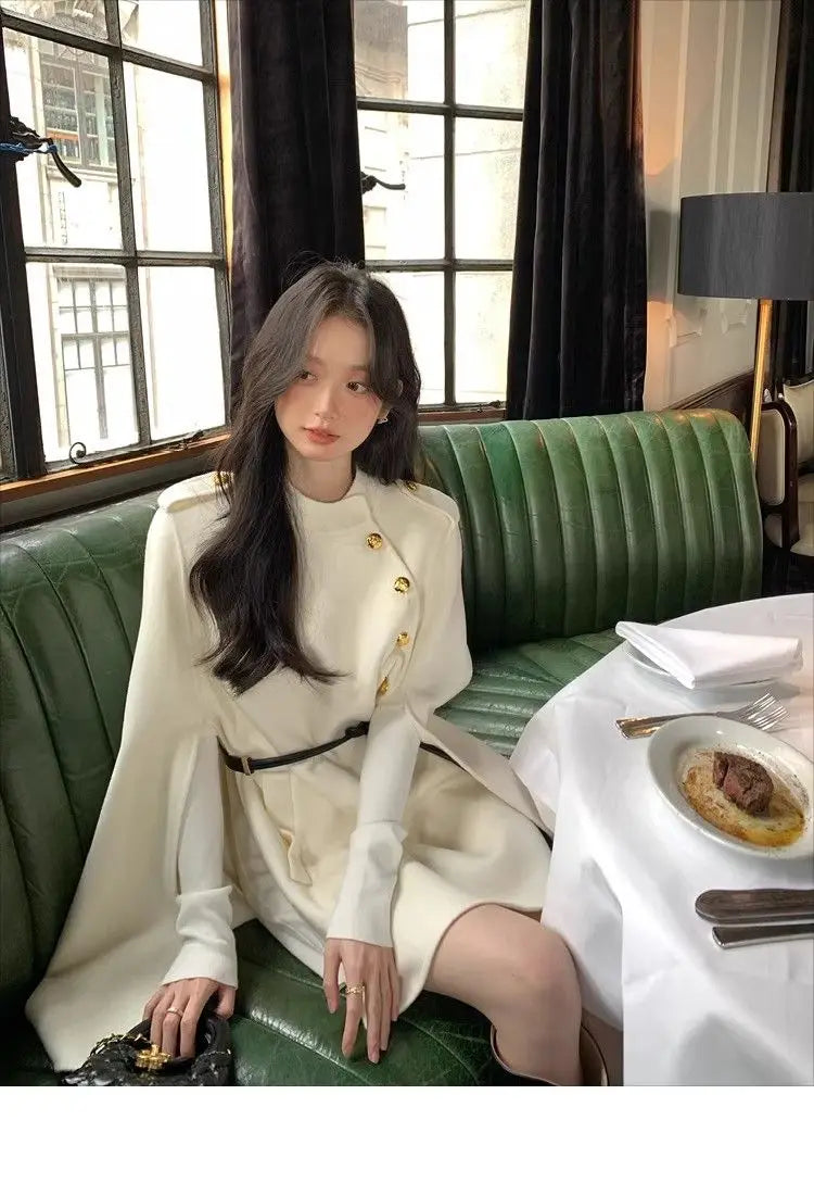 2026 New Style Women's Wool Coats Capes Autumn/Winter Princess Style Wool Cloak Woman