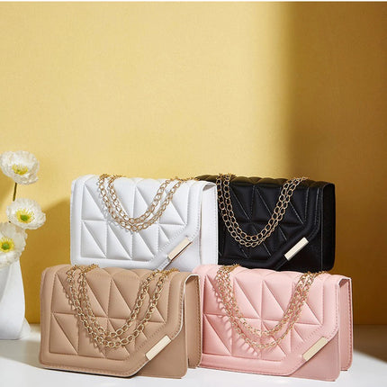 Trendy Embroidered Square Bag  - Diamond Pattern Shoulder Purse with Chain Strap & Magnetic Closure PlatiNum