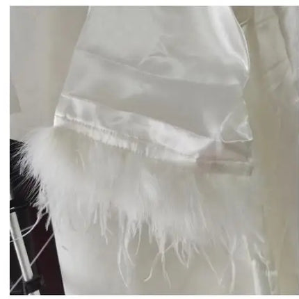 Donna piuma sposa damigella d'onore abito da sposa raso Kimono accappatoio abito da notte ricamo lettera camicia da notte scollo a v Lingerie