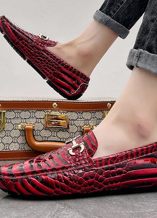 Scarpe Casual da uomo in pelle verniciata di alta qualità scarpe da guida di marca mocassini con motivo a coccodrillo maschile per scarpe basse mocassino da uomo