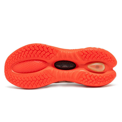 ONEMIX 2025 Nuove scarpe da ginnastica Buffer Scarpe da corsa Runner pesanti da uomo Scarpe sportive da esterno leggere e traspiranti antiscivolo PlatiNum