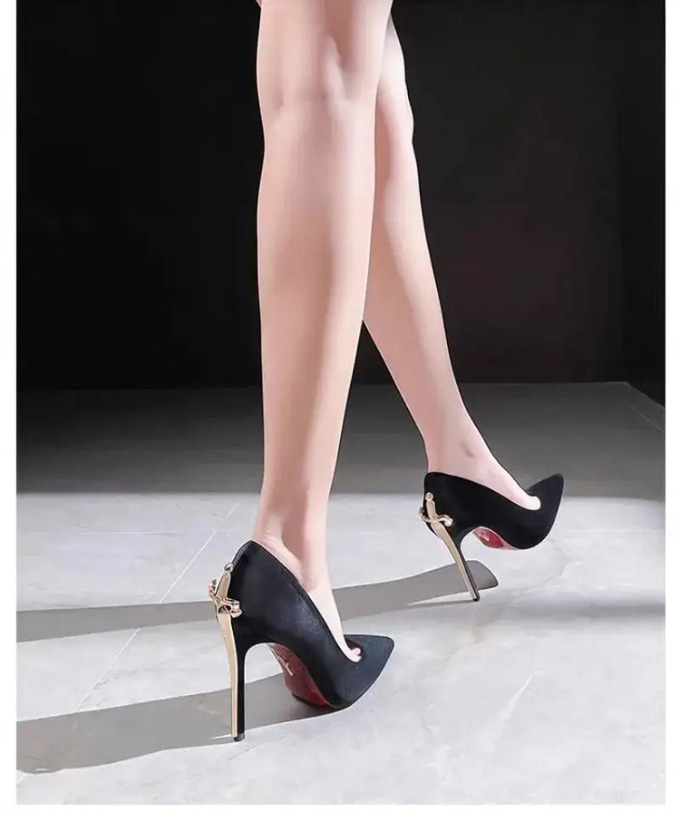 Scarpe da Donna di Design di Lusso, Tacchi Alti a Punta Stiletto con Design a Scettro e Spada Dorata, Moda Regina 2026, Zapatos De Mujer platinumshop