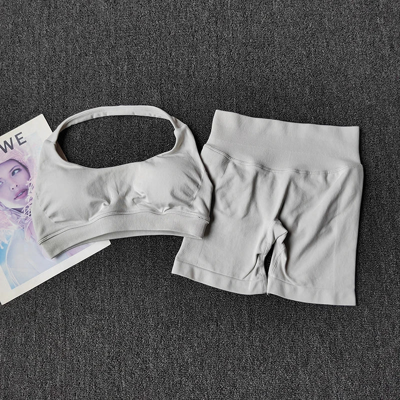 2PCs Peach High Waist Belly Hip Lifting Sports Bras Shorts Suit Gathering Shock-proof Neck Halter Yoga Suit Running Fitness Set