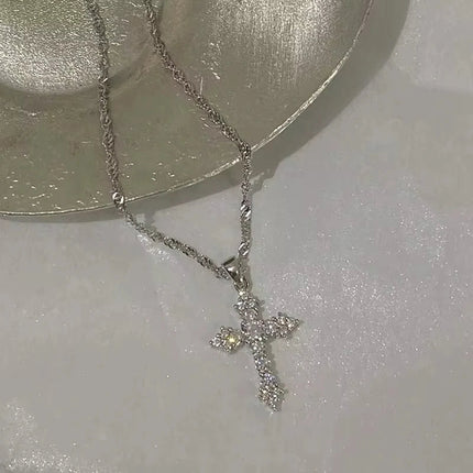 Shiny Crystal Zircon Cross Pendant Necklace for Women Girls Punk Silver Color Thin Chain Necklace Party Jewelry Birthday Gift PlatiNum