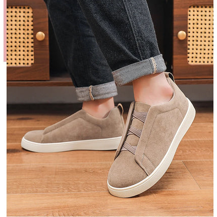 Spring men's thick soled board shoes high-quality suede leather casual sports shoes comfortable and fashionable low top shoes