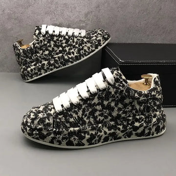 New Men Shoes Outdoor Casual Sneakers Rhinestone Board Shoes Men Fashion Deerskin Sports Large Size Shoes Men Zapatillas Hombre