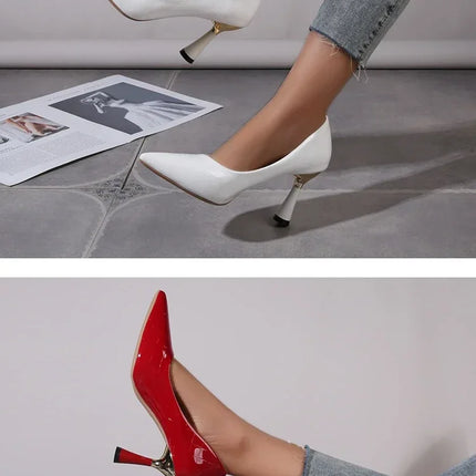 Scarpe Donna 2024 Tendenza Nuova Estate Tacchi rossi Donna elegante Décolleté con tacco nero e punta a punta Abito in pelle Scarpe da donna bianche