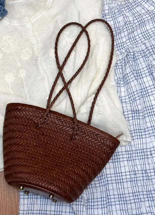 Borsa a secchiello intrecciata a mano 2026 in vera pelle, borsa a tracolla vintage da donna per uso quotidiano, pendolarismo e vacanze