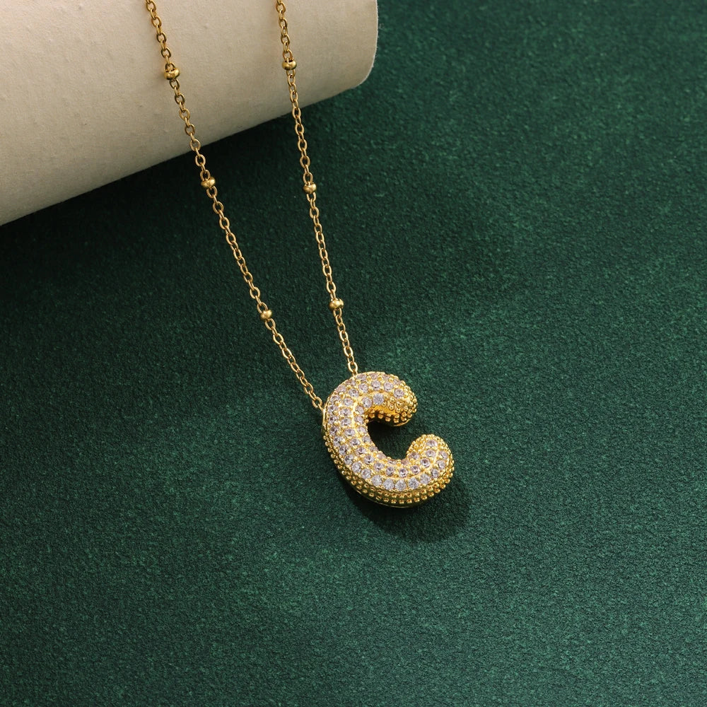 Nuove collane di lusso in acciaio inossidabile con 26 lettere inglesi in cristallo di zircone per le donne Commercio all'ingrosso di gioielli con catena girocollo femminile alla moda