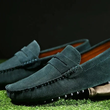 Scarpe casual da uomo fatte a mano Mocassini morbidi Scarpe da guida leggere Moda Slip on Flats Mocassini di alta qualità Scarpe da uomo antiscivolo