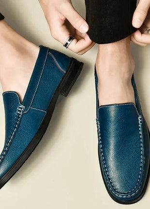 Calzature da uomo in pelle Slip on Office Man Scarpe formali Festa di nozze Scarpe eleganti da uomo Breath Driving Mocassini pigri Mocassini