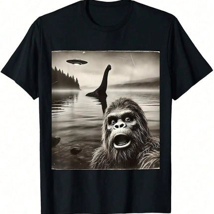 Big-Foot Selfie With Loch Ness Monste And UFO Aliens Graphic T-Shirt, Men's Graphic T Shirts PlatiNum