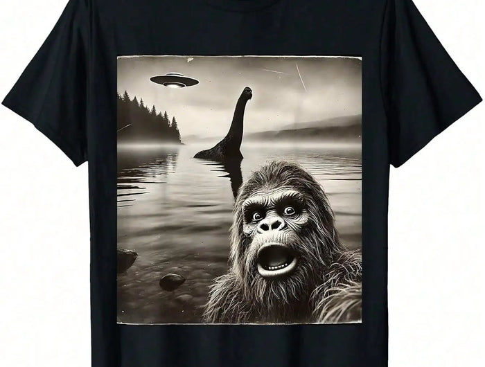 Big-Foot Selfie With Loch Ness Monste And UFO Aliens Graphic T-Shirt, Men's Graphic T Shirts PlatiNum