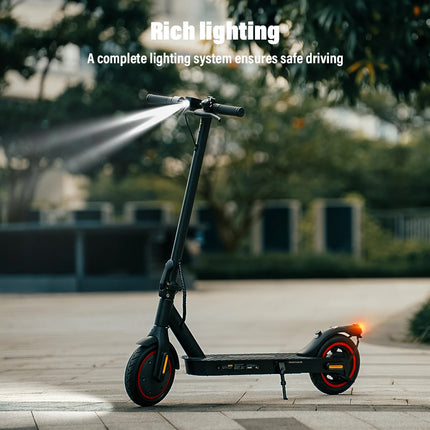 Pneumatico per scooter elettrico W3 da 8,5 pollici Motore da 350 W Batteria 36V7.8Ah Portata 24-34 km Velocità 30 km/h Azionamento posteriore E Scooter con app
