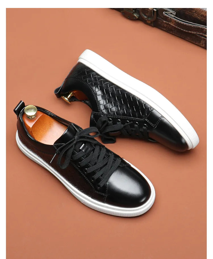 New 2024 Men Casual Leather Sneakers Lace Up Comfortable Outdoor Male Sports Casual Board Shoes Black Brown