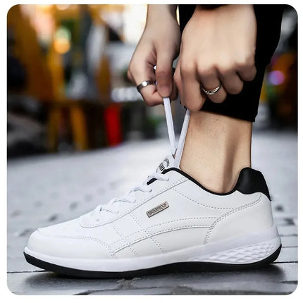 Scarpe da ginnastica da uomo Scarpe casual sportive Scarpe da passeggio da uomo in pelle per esterni Quattro stagioni Fondo morbido