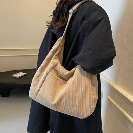 New Large Capacity Casual Crossbody Bag Simple Artistic Commuter Student Single Shoulder Bag Outdoor Leisure Women's Tote Bag PlatiNum