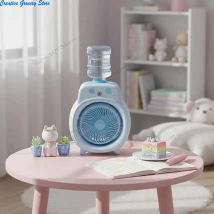 Ventilatore da Tavolo Portatile con Nebulizzatore Fine e Delicato, Ampio Angolo di Copertura, Ventilatore da Scrivania con Nebbia Fredda a 360°, Batteria da 500mAh