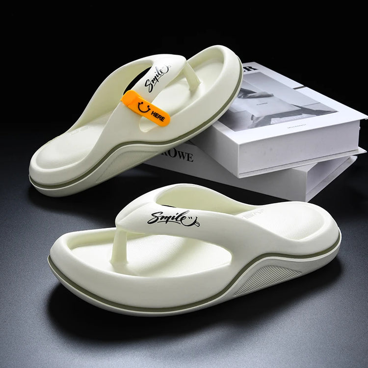 Pantofole da donna per uomo nuovo Infradito Sandali da spiaggia per interni ed esterni Scivoli con fondo super morbido Pantofole da uomo con suola spessa antiscivolo