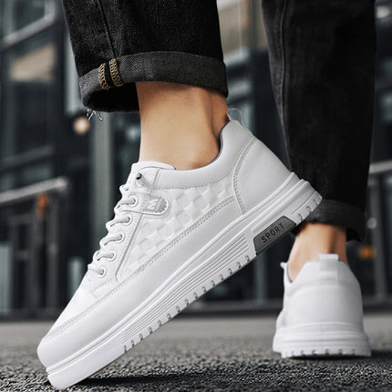 Men's Flat Casual Shoes Spring Breathable Soft-Sole Anti-Slip Outdoor Walking Shoes Youth Fashion White Shoes Sports Board Shoes