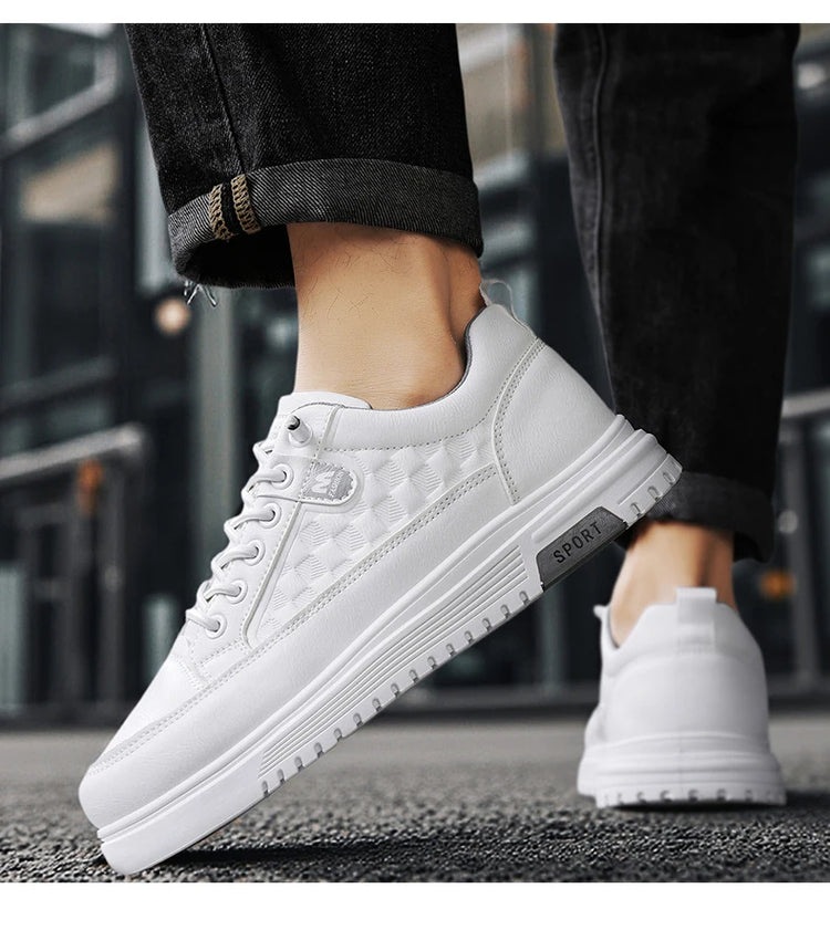Men's Flat Casual Shoes Spring Breathable Soft-Sole Anti-Slip Outdoor Walking Shoes Youth Fashion White Shoes Sports Board Shoes
