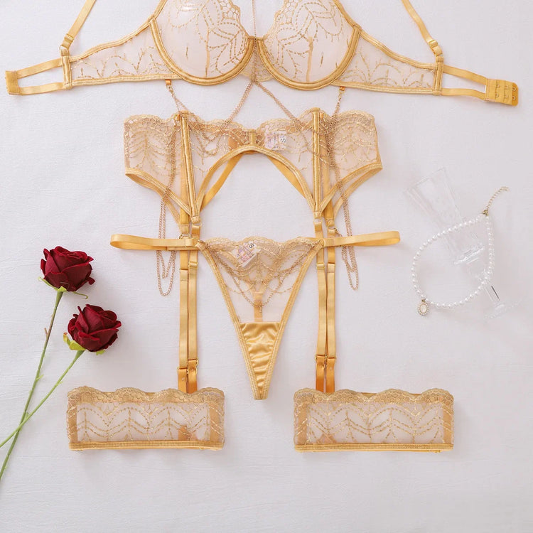 2026 Metal Chain Decor Perspective Lingerie Set Women's Sexy Lace Slim Underwear Split Set Female See Through Bra and Panty Set