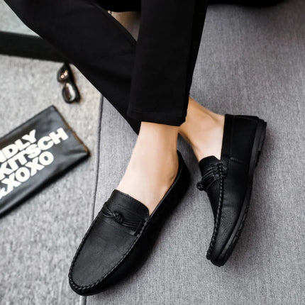 Scarpe da uomo 2025 Mocassini da uomo Comode scarpe da guida slip-on Moda uomo Scarpe casual Estate Versatile Zapatos Para Hombres