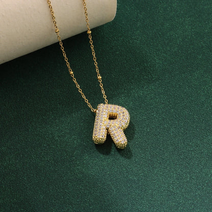 Nuove collane di lusso in acciaio inossidabile con 26 lettere inglesi in cristallo di zircone per le donne Commercio all'ingrosso di gioielli con catena girocollo femminile alla moda