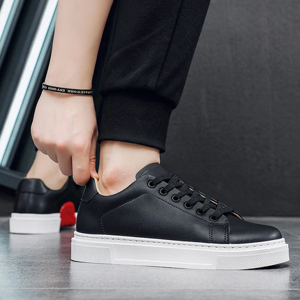 Hot Men's Casual Shoes Leather Sneakers Fashion White Black Male Vulcanized Shoes Non-slip Soft Men Shoes Lightweight Flat Shoe