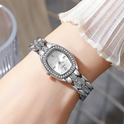 Orologio al quarzo moda donna placcato oro di lusso Semplice cinturino con fibbia di qualità per orologio da lavoro in acciaio inossidabile a forma di botte di Roma platinumshop