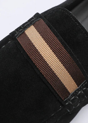 Muli da uomo scarpe Casual in pelle scamosciata leggera nuovi uomini pigro per il tempo libero mezze pantofole traspiranti Slip on scarpe da passeggio mocassino