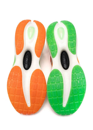 ONEMIX YUE SHUANG Scarpe da corsa estive da uomo Design leggero Asciugatura rapida Maratona Supporto per l'assorbimento degli urti Sneakers da uomo PlatiNum