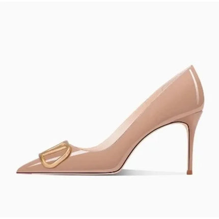 Décolleté alla moda con tacco alto grigio brillante con fibbia a V Sandali primaverili estivi Tacchi a punta in vera pelle