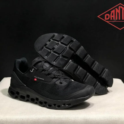 NUOVE Scarpe Casual Traspiranti Cloud's-Breathable 2026 per Uomo e Donna, Tessuto Morbido, Comode per Casa e Uscite