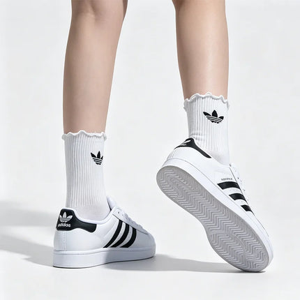 Adidas Trefoil Classic Superstar II, Sneakers Sportive Unisex Retrò con Punta a Conchiglia Trendy IH8659
