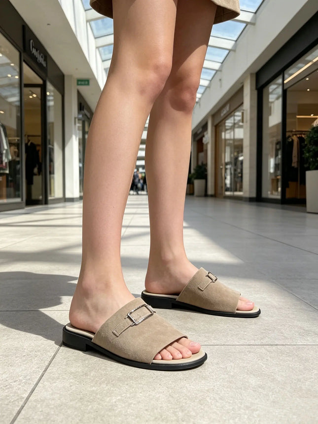 Women's beige open-toe flat sandals with single strap, comfortable and soft, for indoor and outdoor wear