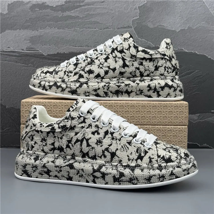 2026 New Rhinestone Spikes Flat Leather Shoes Fashion Men Embroidery Loafer Dress Smoking Slipper Casual Diamond Shoe 38-43