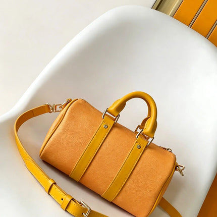 Borsa a Tracolla da Donna in Pelle Sintetica Liscia, Essenziale per l'Uso Quotidiano, con Superficie Esterna Morbida, Completamente Regolabile, Tracolla Regolabile, Manico per Trasporto a Mano, Ideale per Uso Casual e Quotidi