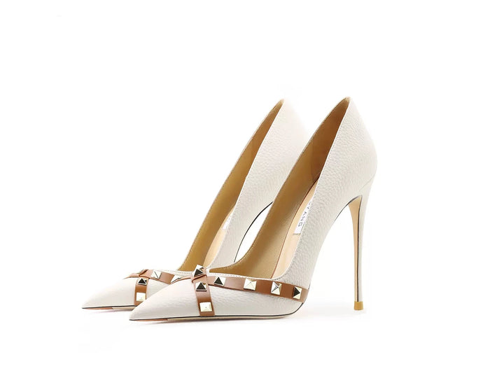 Scarpe da Donna in Pelle Verniciata Stile Star 2026, Tacchi Alti di Lusso con Borchie, Pumps Sexy a Punta, Scarpe da Sposa, Scarpe da Sera 34