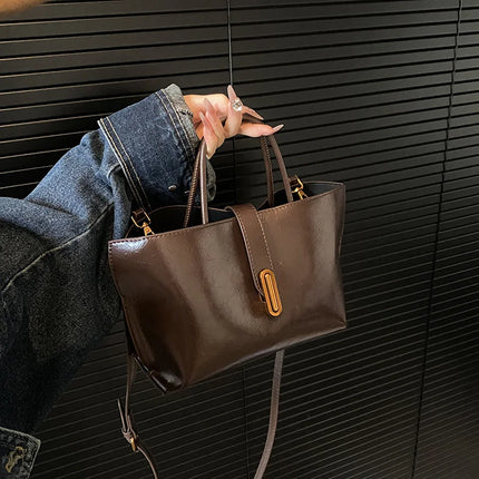 Borsa a Tracolla Grande Capacità da Donna, Nuova Borsa a Mano da Donna di Alta Qualità con Texture, Borsa Grande da Ragazza, Nuova Borsa Versatile da Pendolare con Lettere, Borsa a Tracolla Singola alla Moda, Borsa a Spalla