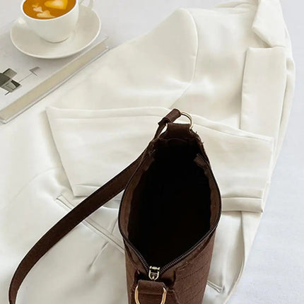 Mini Women Shoulder Bags Fashion Felt Women's Bag Design Advanced Underarm Handbags Mini Saddle Bag PlatiNum