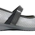 Street Slipper/woman/Vulca-Bicha/instep: cut-out grid/Sole: rubber/Color: silver gray/wedge 2 cm/easy closure PlatiNum