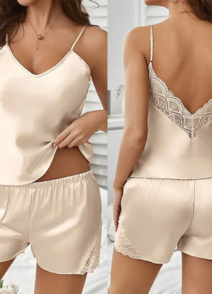 Set di indumenti da notte estivi di lusso in pizzo a V profondo senza schienale sexy Set pigiama in raso morbido per donna Comodo canottiera e pantaloncini a maniche corte