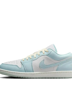 Scarpe da basket Nike Air Jordan 1 Low unisex, ammortizzate, antiscivolo, resistenti e dal design classico IO2242-101 platinumshop