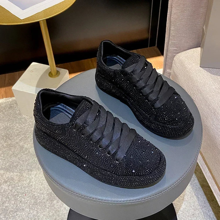 NEW Brand Women Fashion Casual Glitter Sparkling Sneakers Women Encrusted Lace Up Shoes White Sole Fashion Street Sneakers Shiny