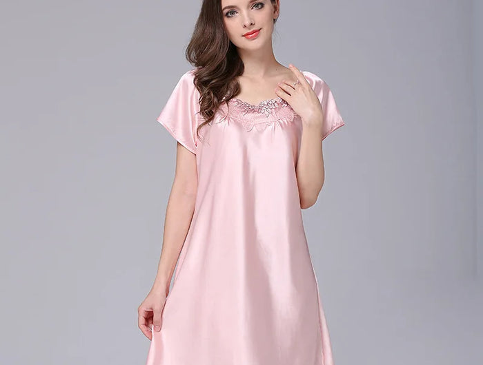Women's Ice Silk Casual Silk Pajamas Sexy Lace Short Sleeve Women's Summer Pajamas Homewear