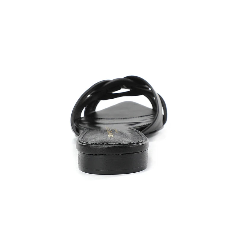 2025 sexy pointed cowhide flat sandals, easily light up your summer shoe cabinet, suitable for summer dates and office work