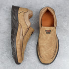 Scarpe Casual in pelle da uomo mocassini traspiranti Sneakers da uomo 2024 nuove scarpe da ginnastica piatte in pelle comode da uomo scarpe da uomo