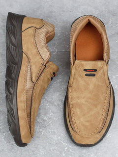 Scarpe Casual in pelle da uomo mocassini traspiranti Sneakers da uomo 2024 nuove scarpe da ginnastica piatte in pelle comode da uomo scarpe da uomo